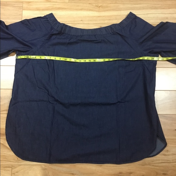 Off The Shoulder Top (FINAL PRICE DROP) - Picture 3 of 5